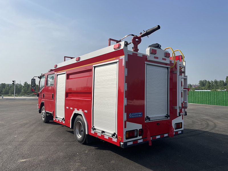 慶鈴五十鈴4噸水罐消防車